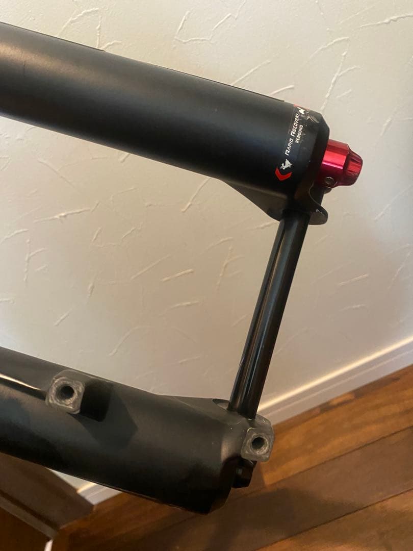 ロックショックス　ROCKSHOX PIKE サスペンションフォーク ブラック