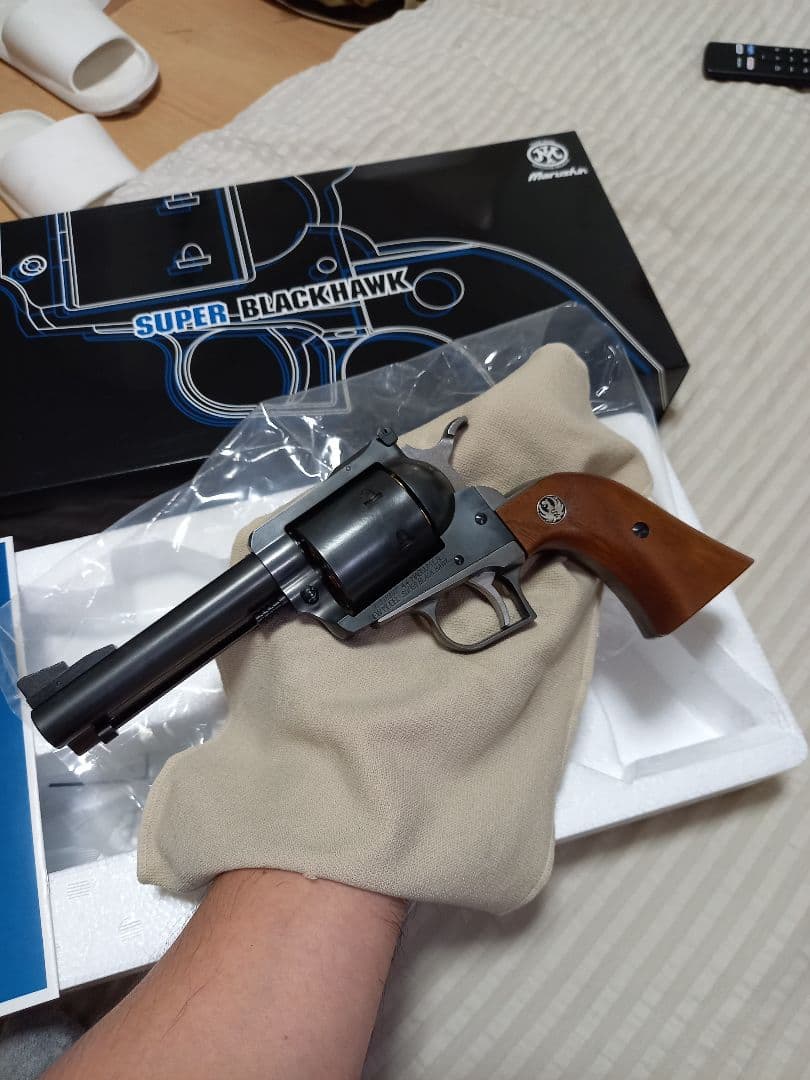 スーパーブラックホーク　エクセレントHW ガスガン 4.62インチ