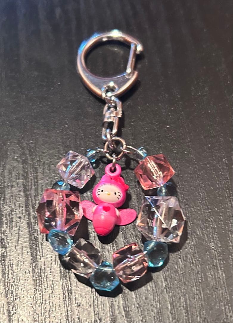 新品希少レア！ ハローキティクリオネver. キーホルダー