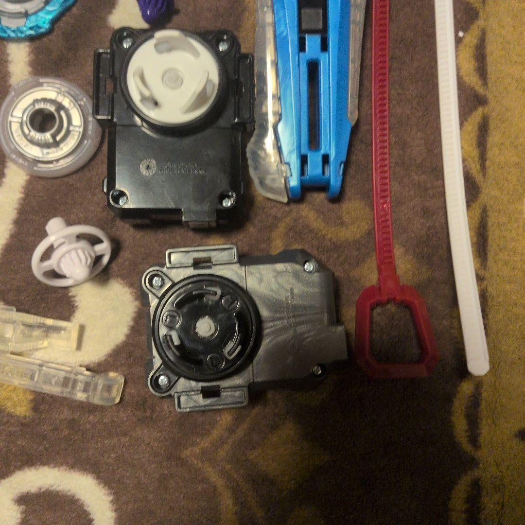 ベイブレードX引退品シューター付き