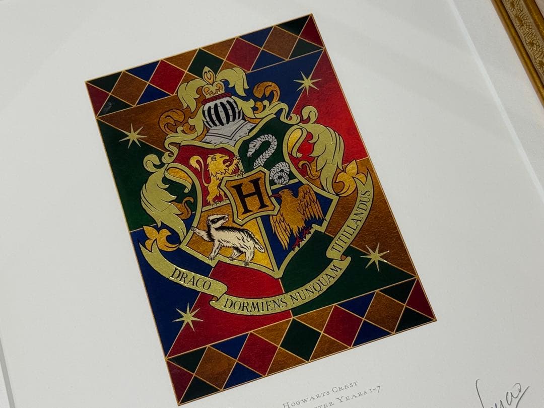 【世界限定250枚】ハリーポッターホグワーツ紋章 アートプリントミナリマサイン付