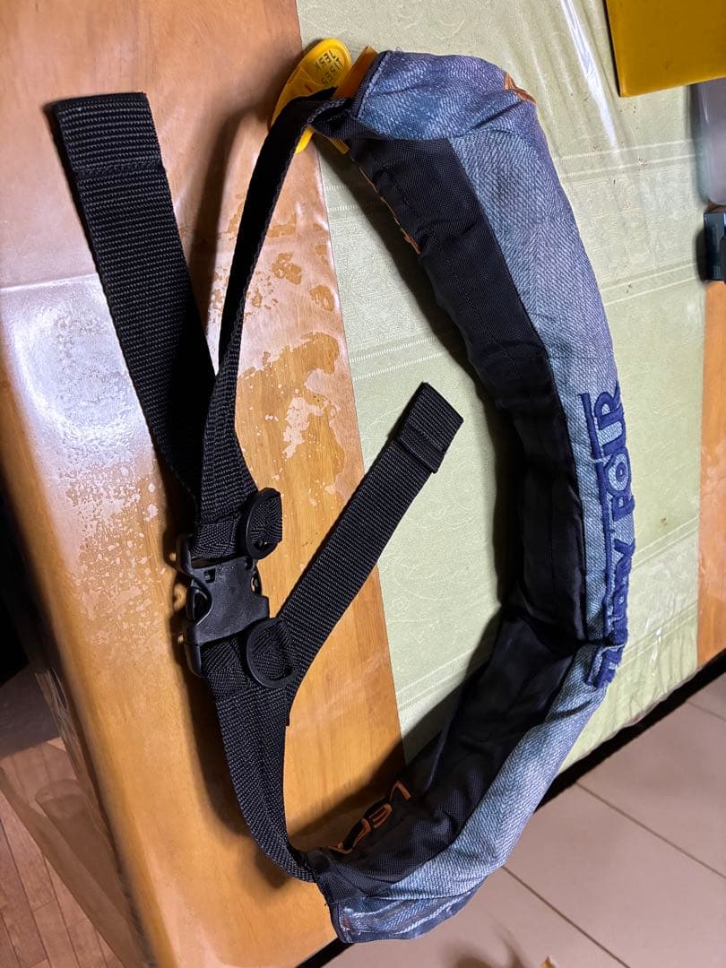 34 THIRTY FOUR★ブルーストーム自動膨張救命胴衣★桜★交換ボンベ付き