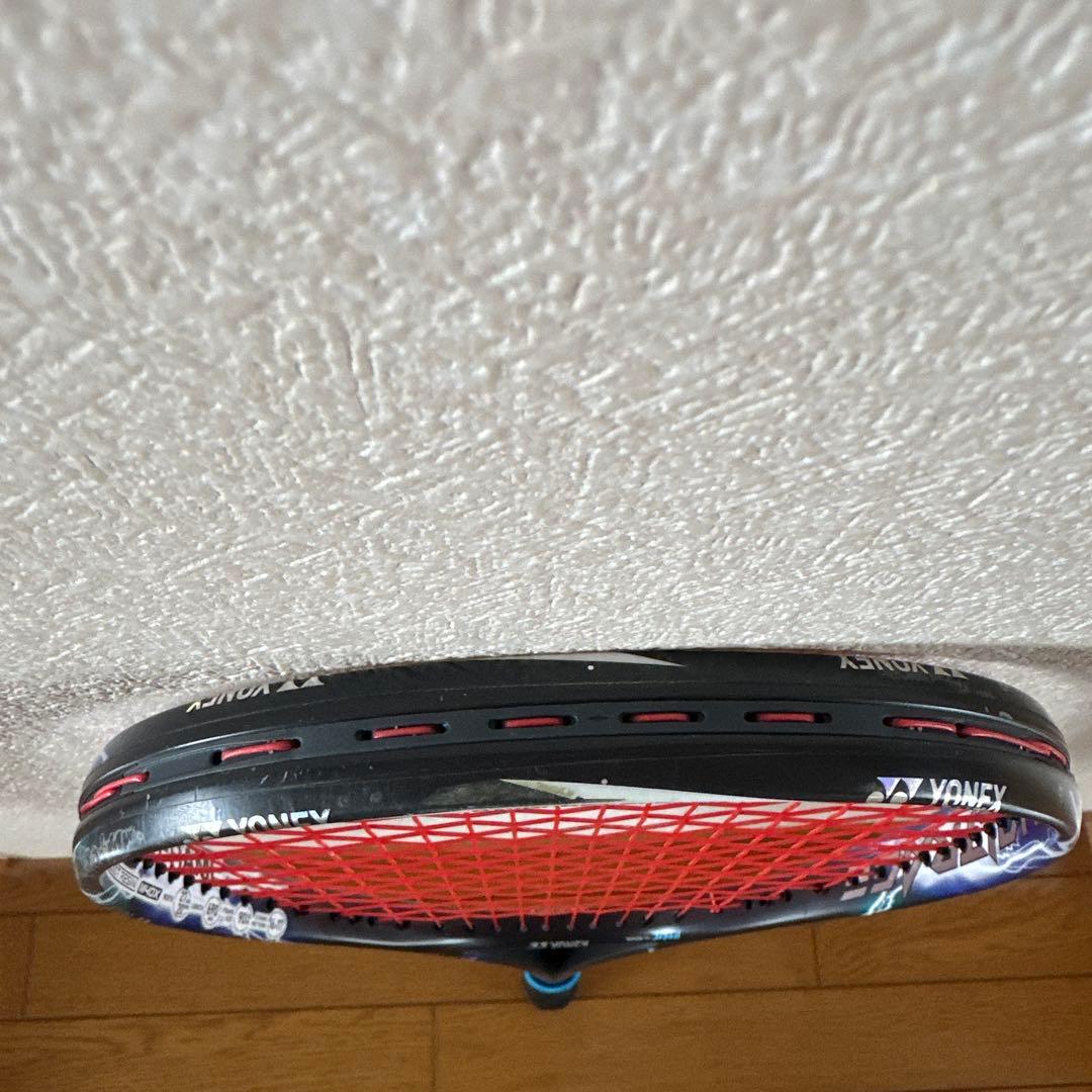 ヨネックスVOLTRAGE 5vテニスラケットラケットケース付き