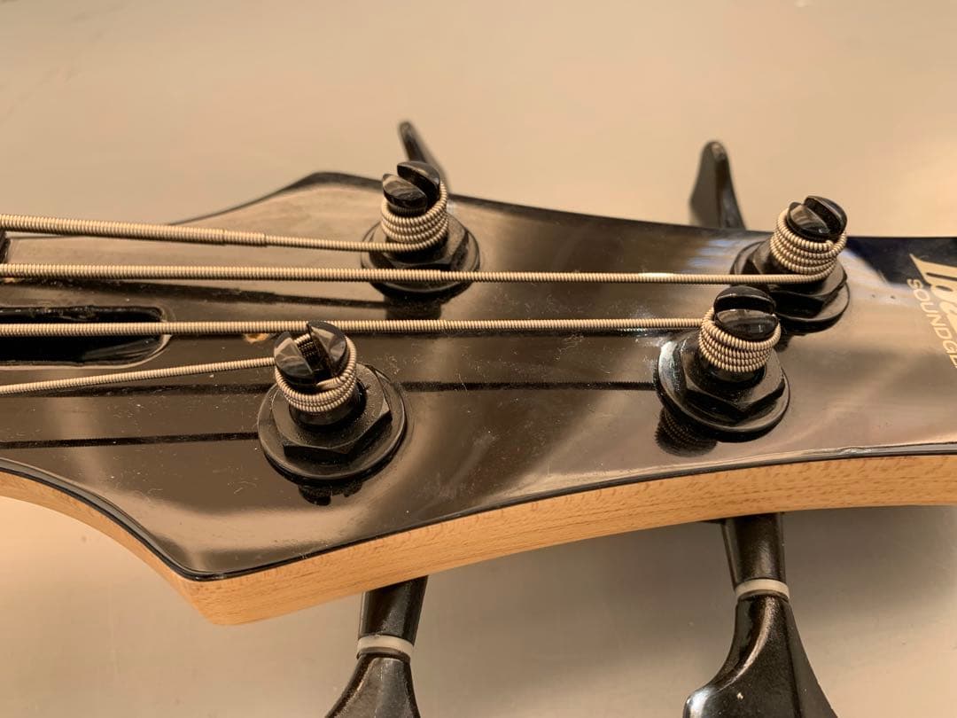 Ibanez Gio Soundgear ベースギター