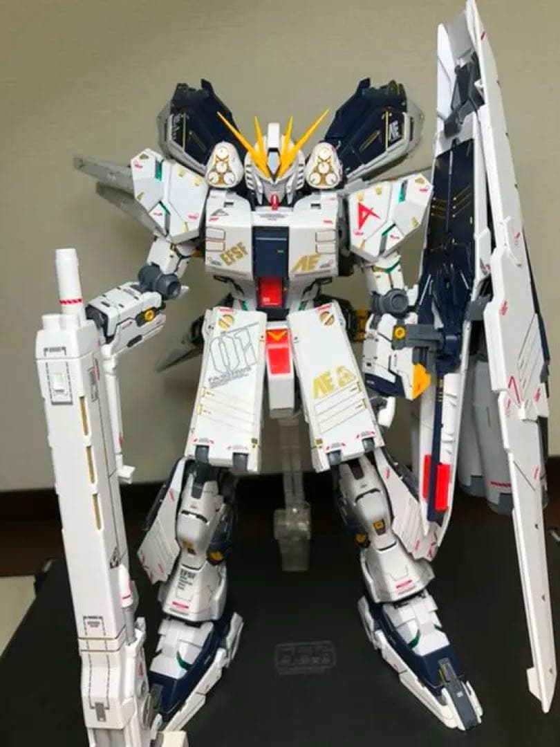MG ニューガンダム・サザビー　セット　無塗装