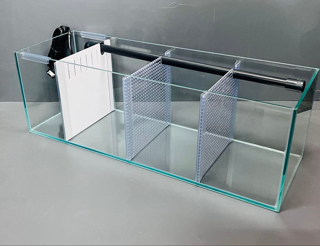 1台限定　特注水槽　600×200×200 3室　クリア　Rioポンプ付　未使用