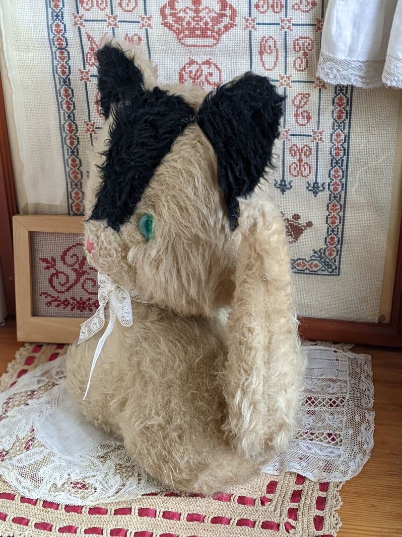 【p】アンティークベア　ドイツ　DDR　グリーンアイの猫ちゃん