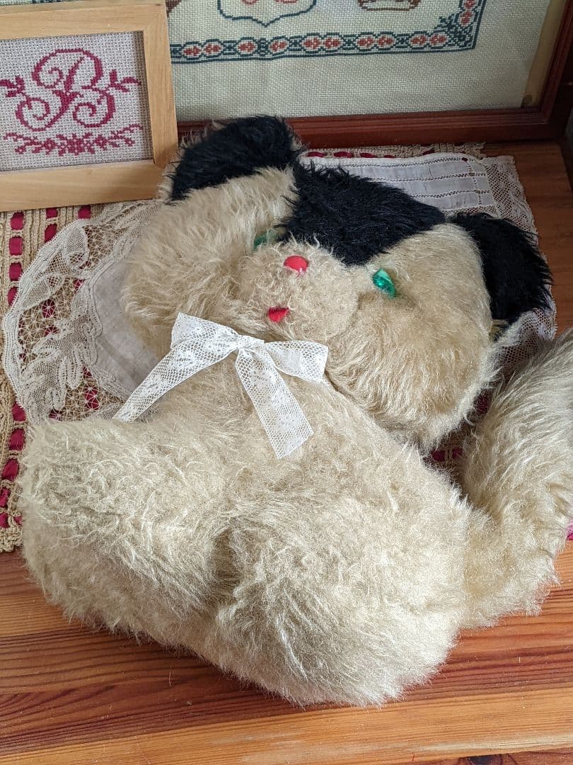 【p】アンティークベア　ドイツ　DDR　グリーンアイの猫ちゃん