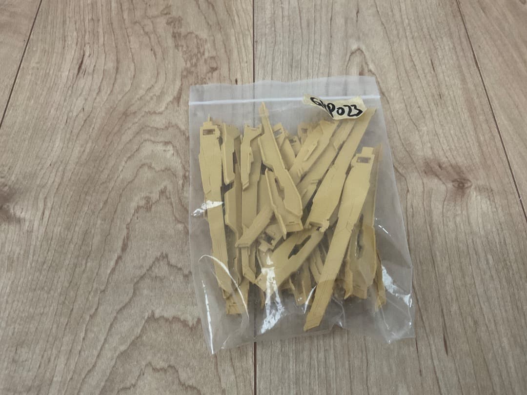 【即発送可】MG Hi νガンダム用 レジン ファンネル ハイニューガンダム