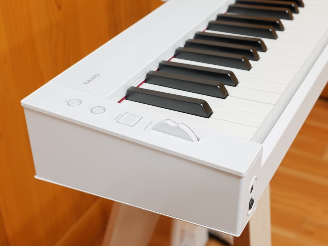 CASIO Privia PX-S7000WE　電子ピアノ