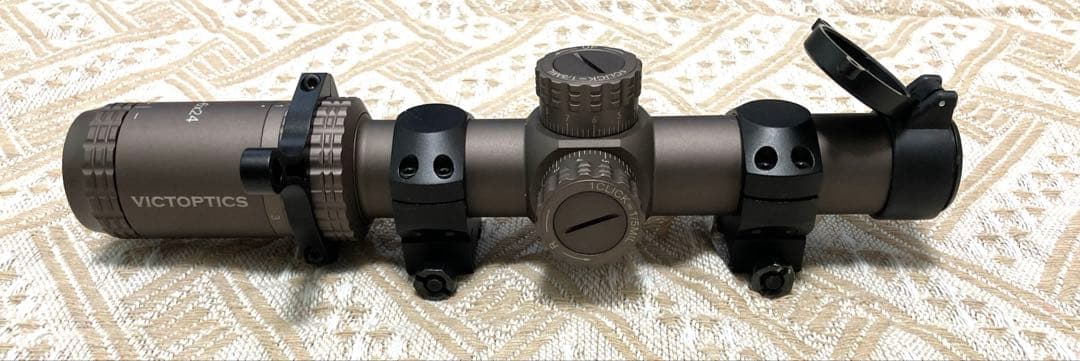 ベクトプティクスS6 Burnt Brown 1-6x24 ショートスコープ