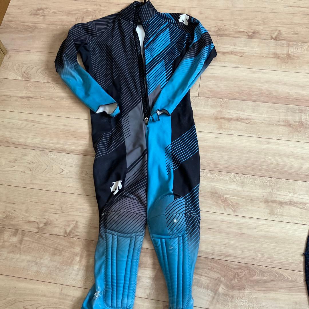 デサントワンピL