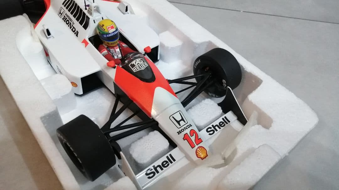 MINICHAMPS アイルトンセナ マクラーレン ホンダMP4/4 1989