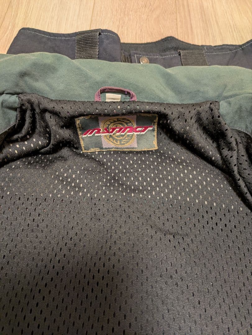 INSTINCT スノーボードウェアセット