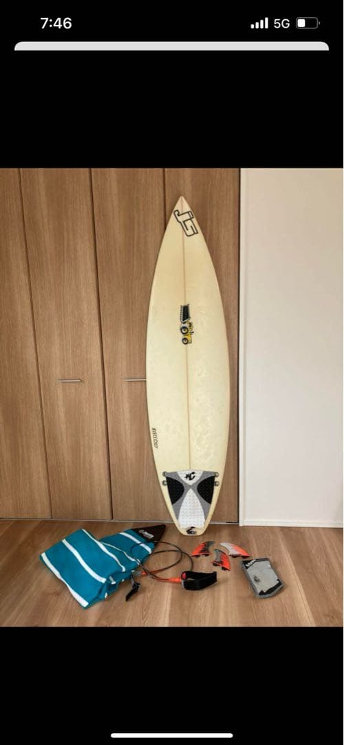 JSのショートボード、サイズ6'2\"x 19 3/4\" x 2 3/8\"
