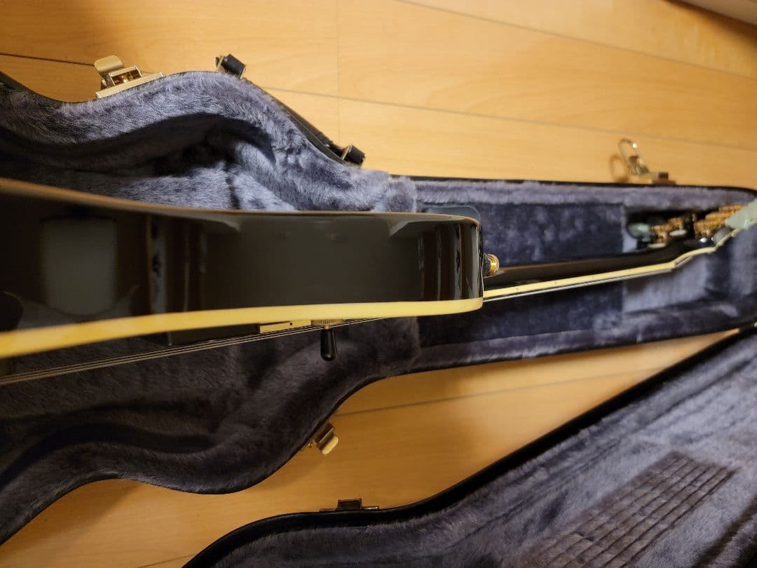 ギター Epiphone Tak Matsumoto DC