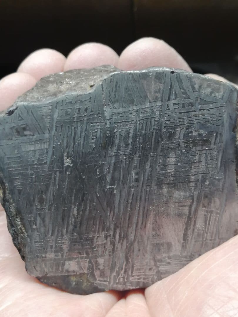 ★【Shoukai】『アルタイ隕石』鉄隕石　本物原石 818g　 隕石内部