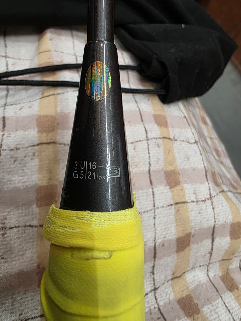 YONEXバドミントンラケット 「カーボネックス20（CARBONEX 20）」