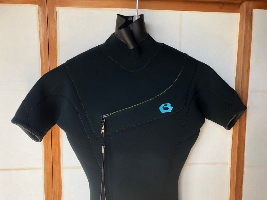 bewet ビーウェット フリーショールダー　シーガル