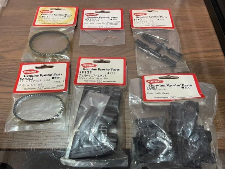 京商 エンジンカーパーツセット