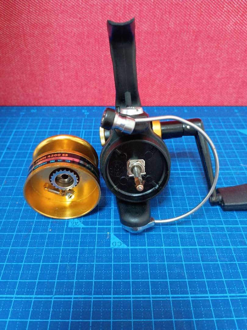【なまちゃ】PENN 4300SS スピニングリール中古美品