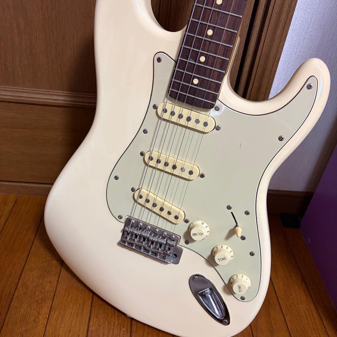Grass Roots グラスルーツ 白 アイボリー ストラトキャスター ギター