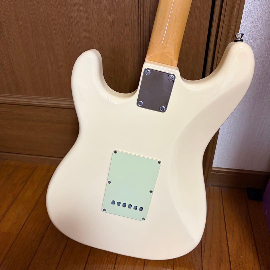 Grass Roots グラスルーツ 白 アイボリー ストラトキャスター ギター