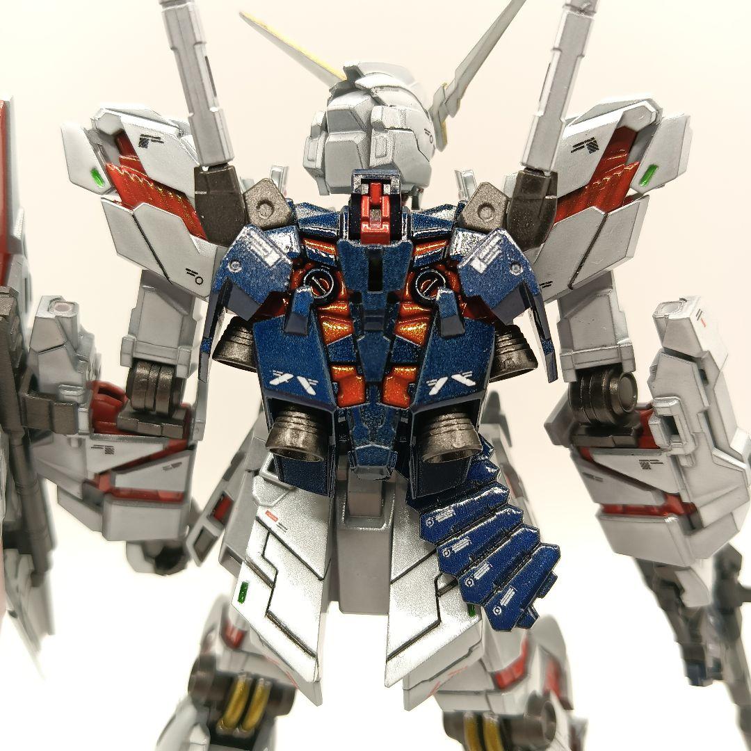 HGユニコーンガンダム、チタニウムフィニッシュ風全塗装完成品