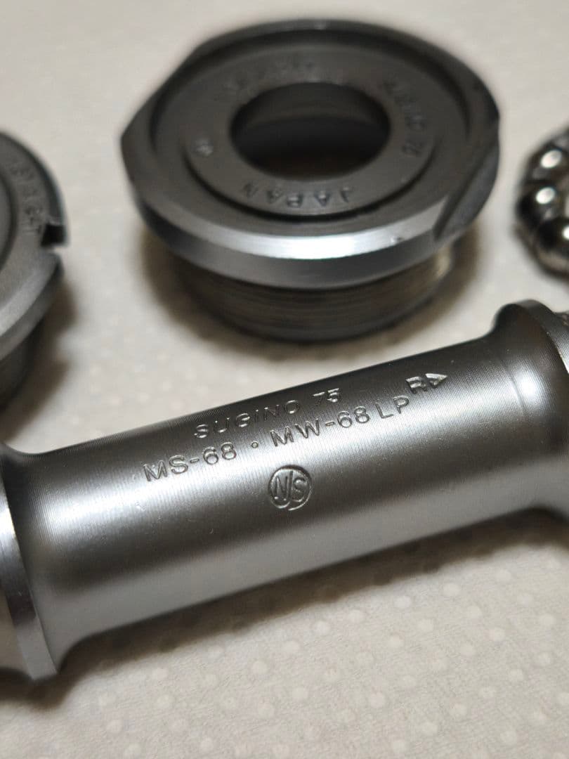 スギノ/SUGINO 75 njs BB ボトムブラケット