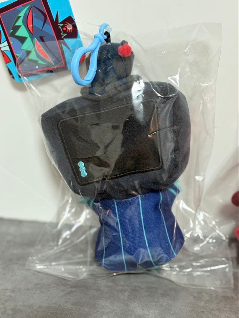 HAZBIN HOTEL おすわりマスコット　アラスター　　ヴォックス　ハスク