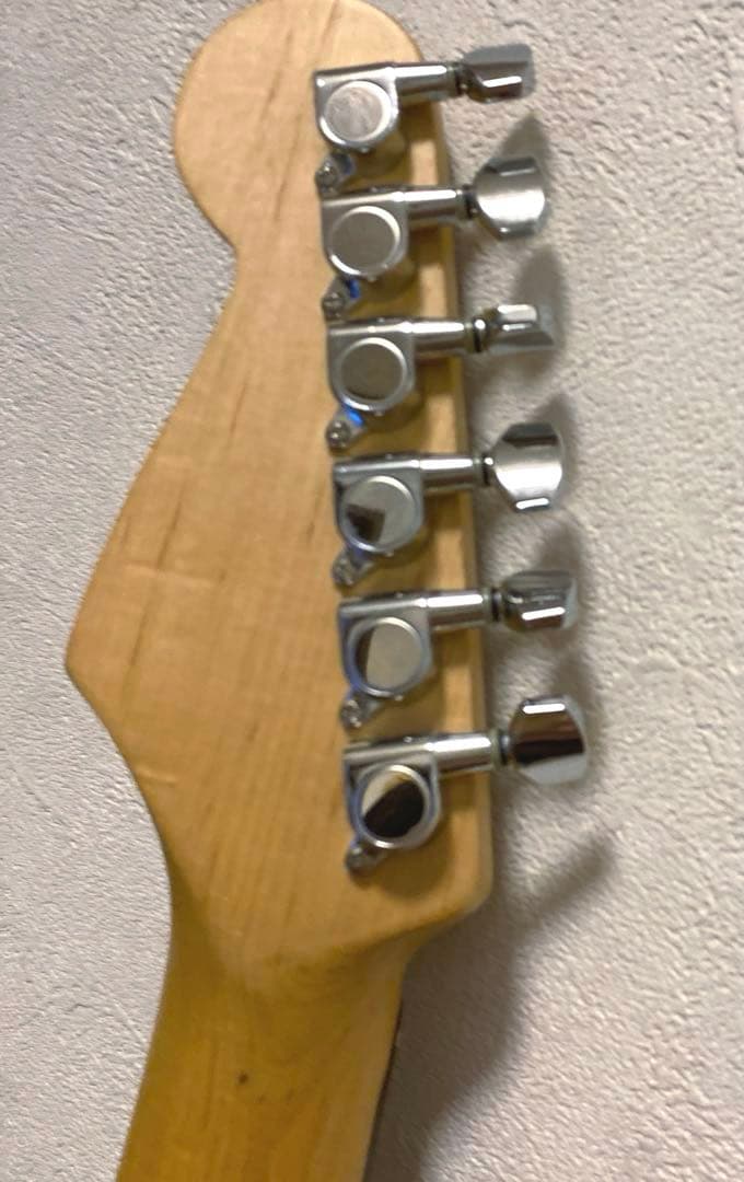 お値下げしました(^^)エレキギター　BUSKERS