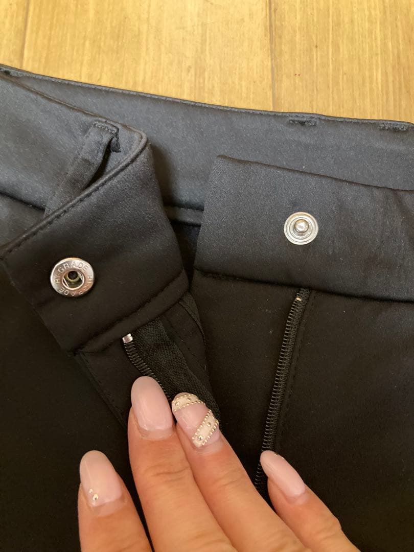 美品 DESCENTE デサントゴルフ ボンディングパンツ 58 SS 黒