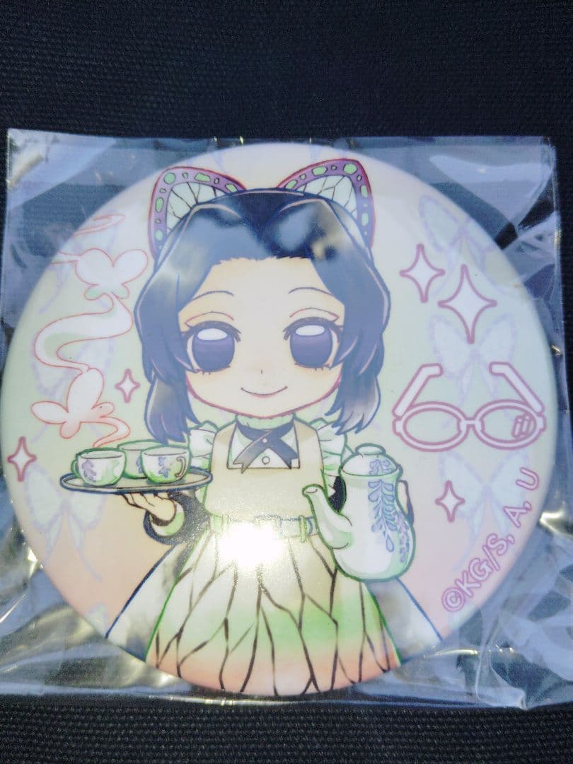 鬼滅の刃 執事眼鏡 缶バッジ 胡蝶しのぶ