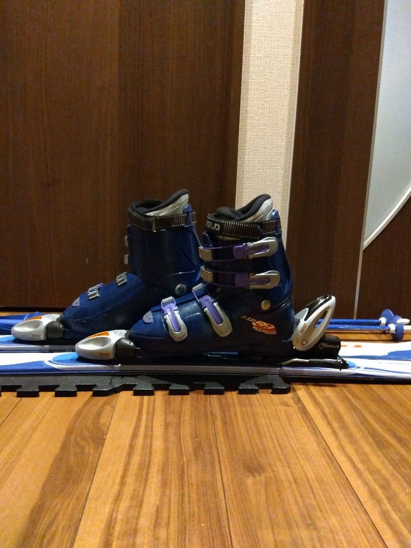 お買い得品❗️Bluemoris 男女兼用/スキーセット・メンテ・WAX済み✔