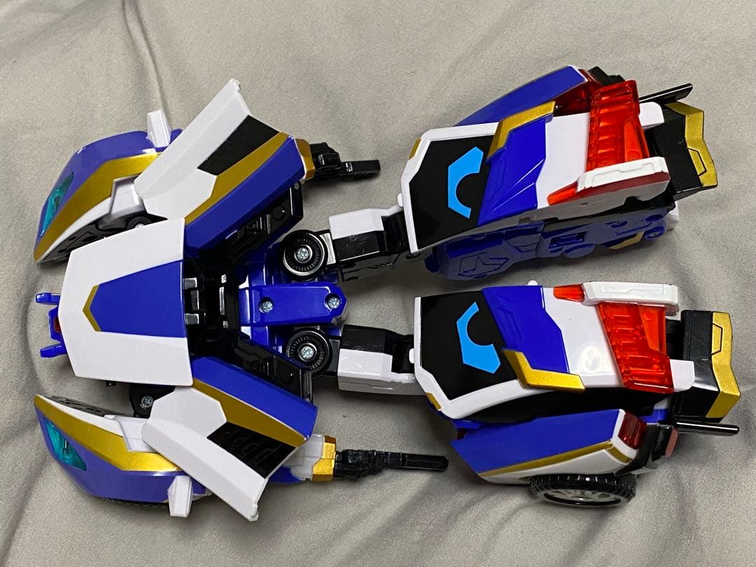 韓国トイ　メタルカードボット　まとめ売り　トランスフォーマー　トボット系