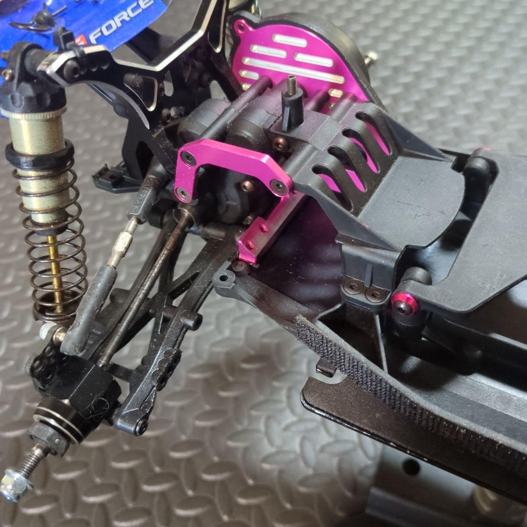 3racingカクタス　シャーシ