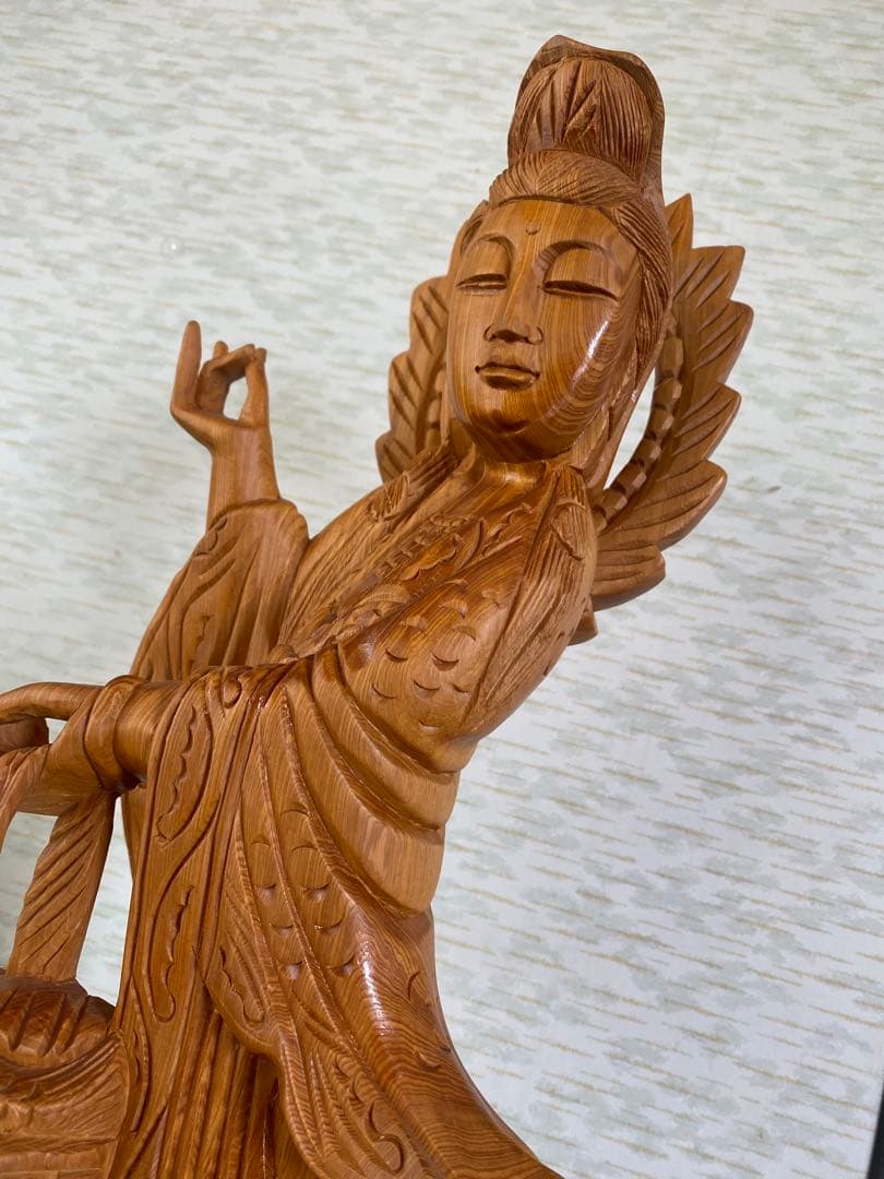 木製 観音像　観音菩薩　立像　仏像　置物　彫刻