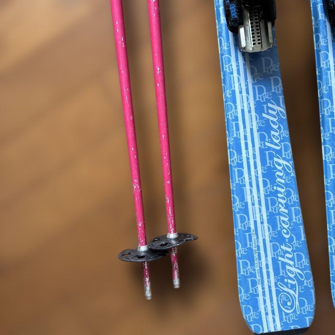 レディース　スキー板とストックセット