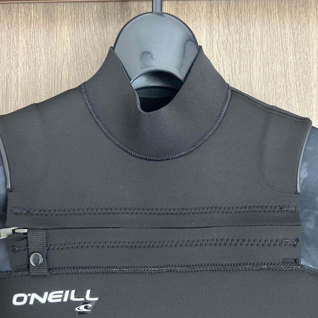 【新品未使用】オニール SUPERFREAK Z.E.N.フルスーツ 3/2mm