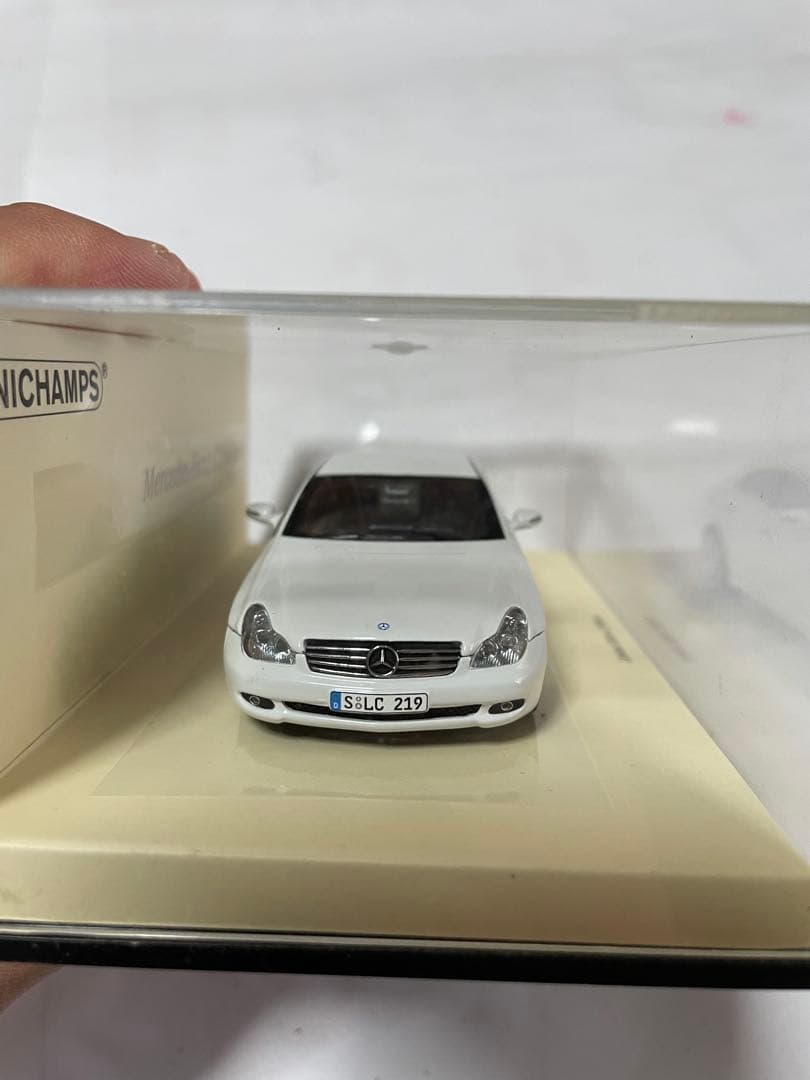 Mercedes-Benz G 55 AMG ブラックとCLS ホワイトのセット