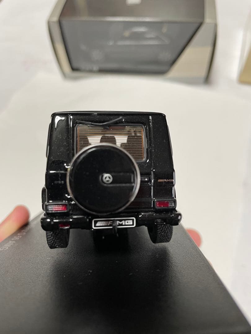 Mercedes-Benz G 55 AMG ブラックとCLS ホワイトのセット