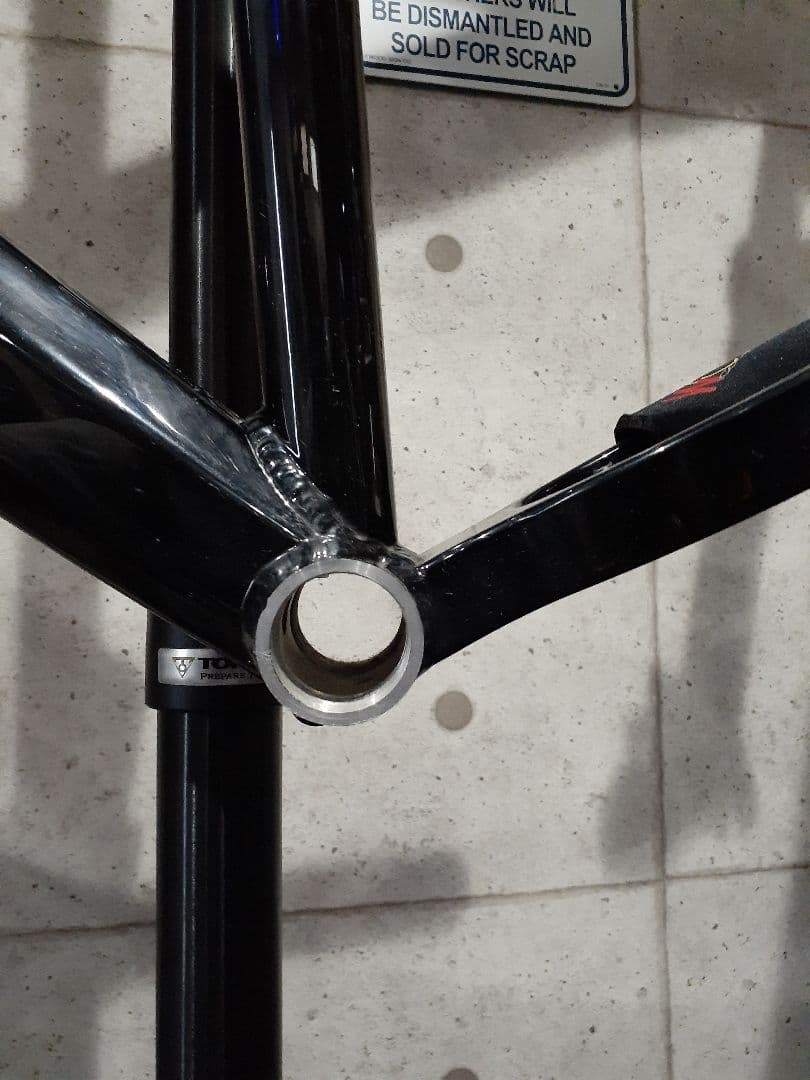 INTENSE テイザーht フレーム