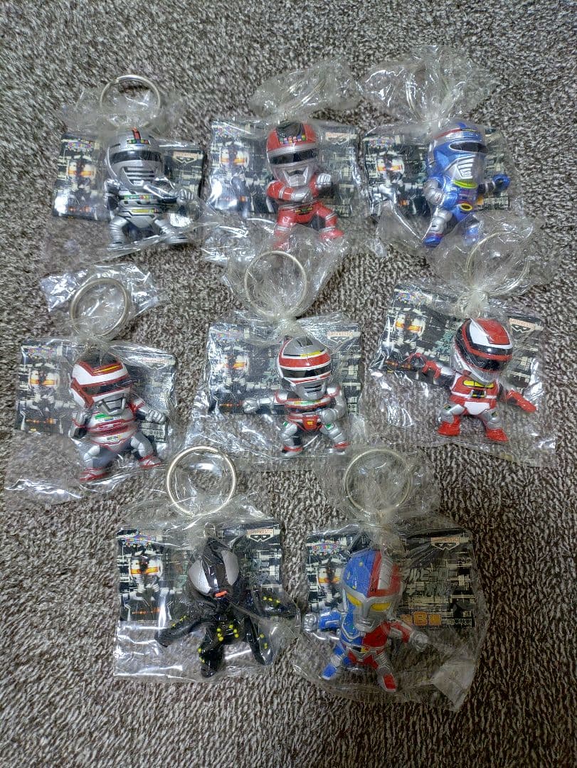 東映メタルヒーロー フィギュアキーホルダー 8種類 セット ギャバン など