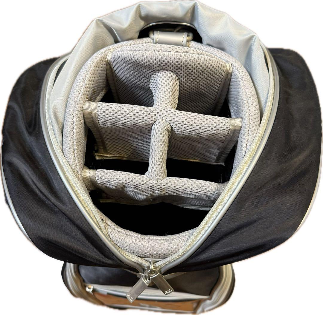 Courreges クレージュのキャディーバッグ