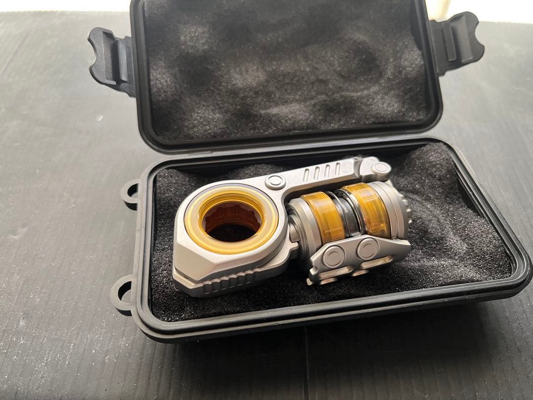 音叉内蔵 グレネード型 フィジェッ トトイ　EDC