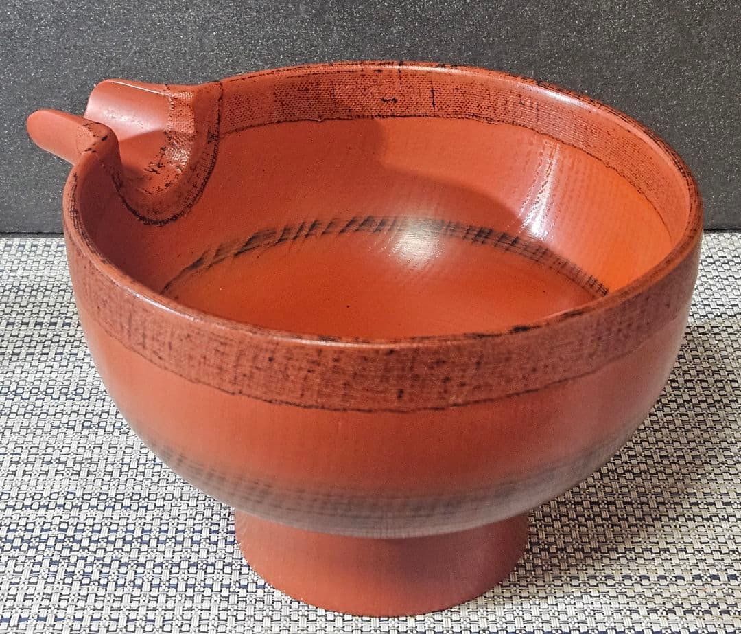 天然木　くり貫き造　朱漆塗　根来仕上　口縁布張　片口椀　酒次　酒器　未使用品！