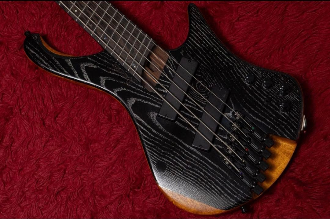 ベース Ibanez EHB1135MS