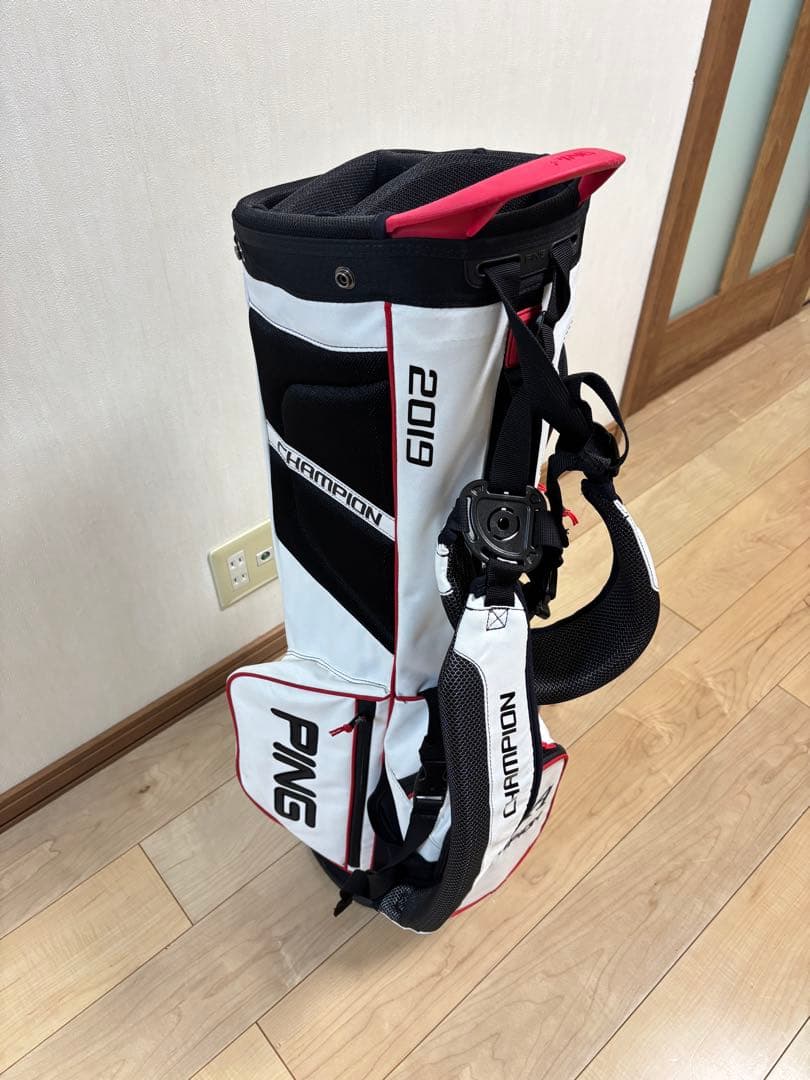 PING 軽量スタンド式キャディバック8.5型