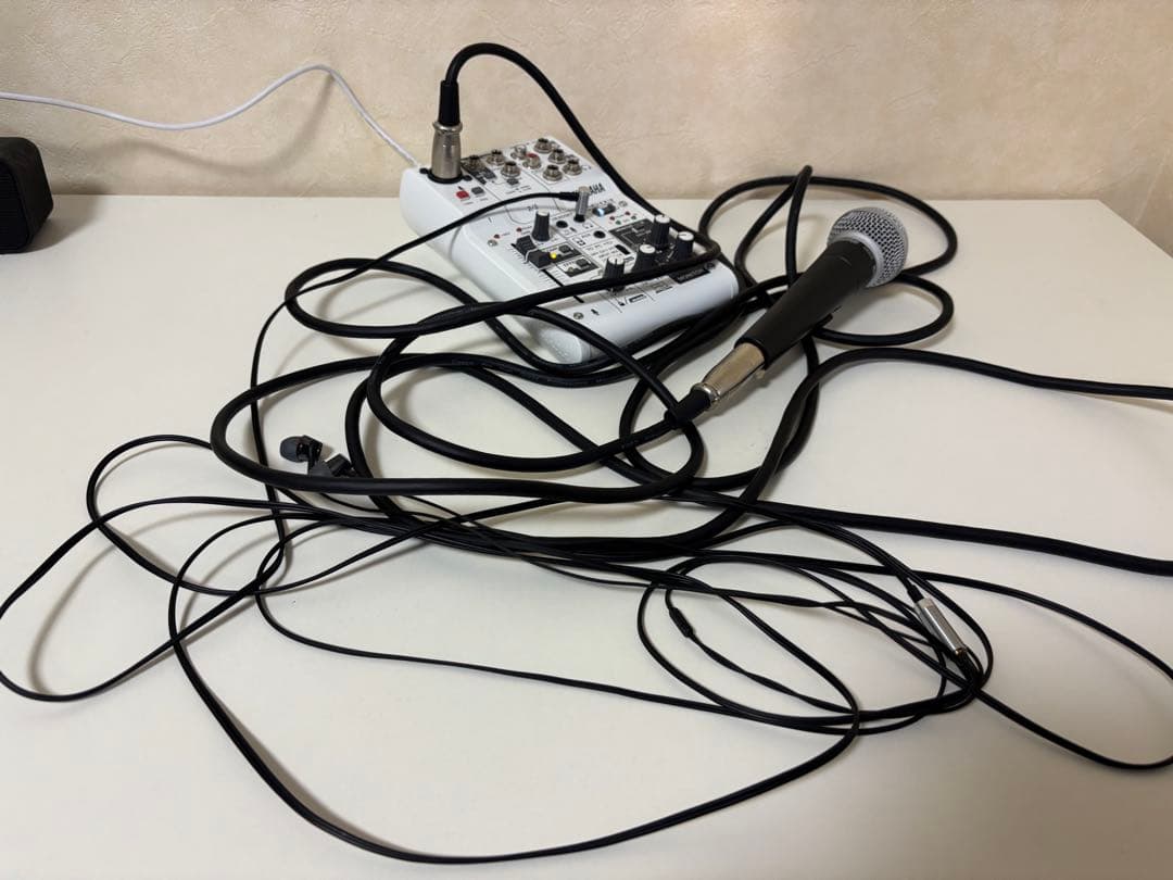 AG03 & SM58 &マイクアーム(マイクケーブル&ポップガード付属)