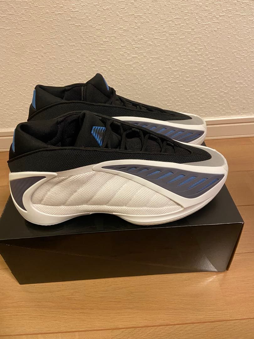 Adidas アディダスAE2